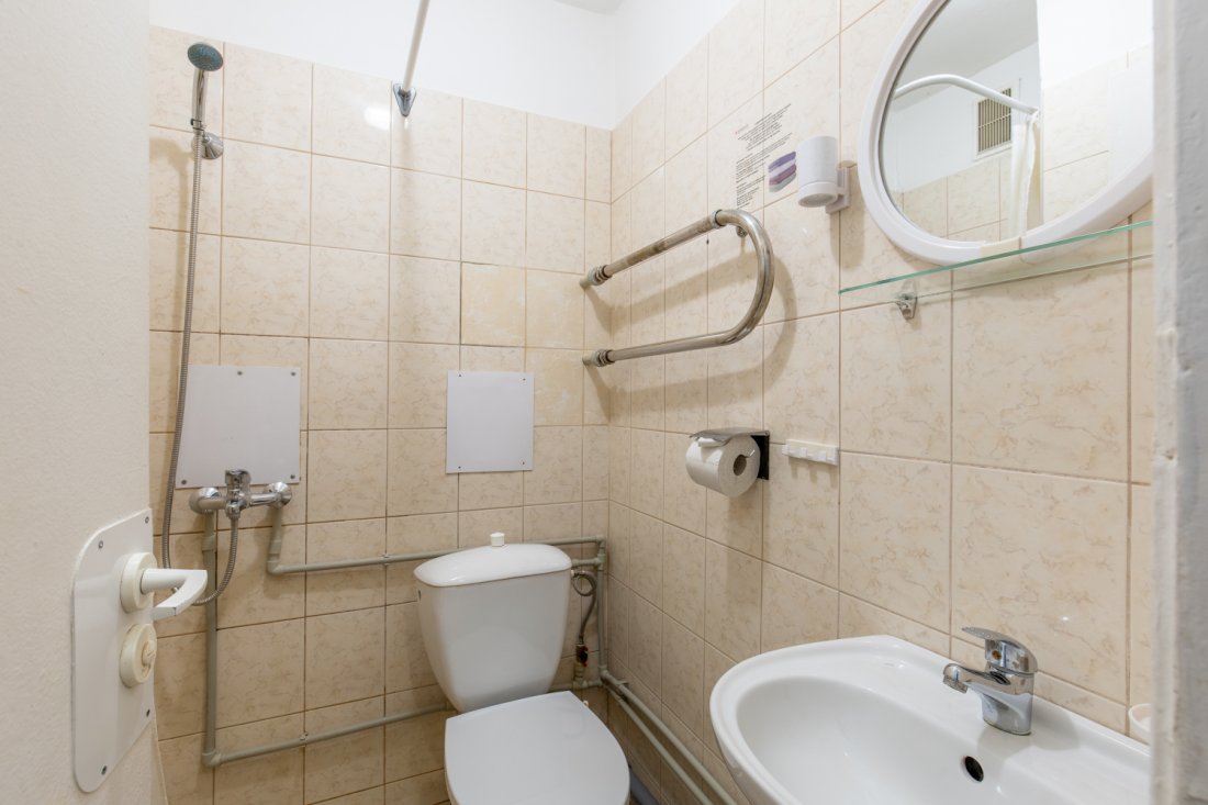 Divvietīgs standarta numurs